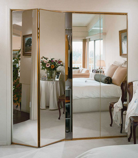 Mirror Closet Door Options, How To Put Mirrors On Sliding Closet Doors